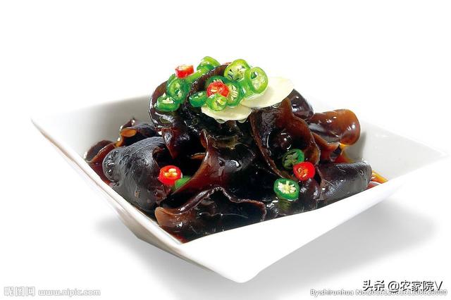凉拌黄花菜的做法-凉拌黄花菜的做法视频