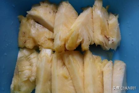 吃菠萝怎么处理好剥皮(图6)