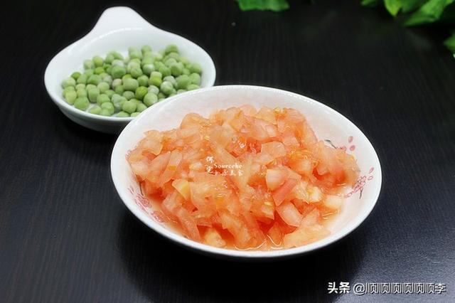 西红柿娃娃菜粥辅食做法(图3)