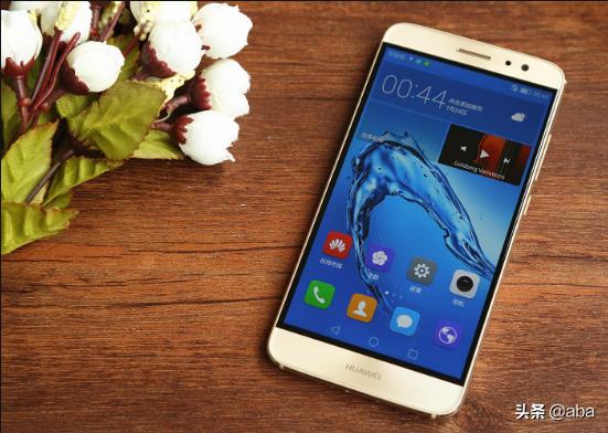 华为麦芒8（华为麦芒8怎么样？）