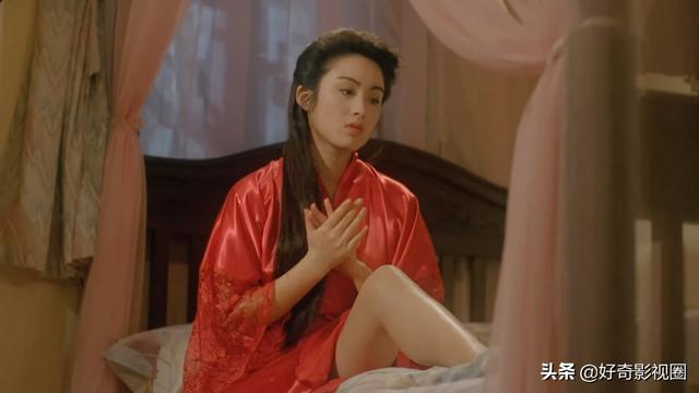 郑佩佩获终身成就奖视频_有没有周星驰追女孩的电影？