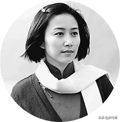 女性短发发型职场夏季（短发女生职场穿搭）(图4)