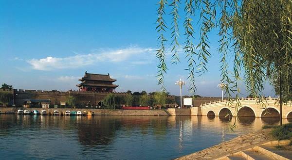 杭州西湖和嘉兴南湖哪个大？