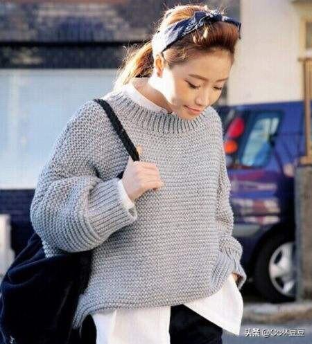 上衣宽松大毛衣如何搭配(图6)