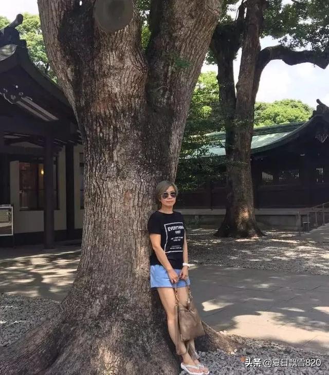 拍照好看的中年女性照片(图108)