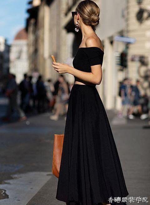 黑色布裙子如何搭配衣服(图2)