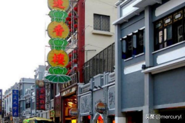 广州情侣旅游穿搭， 广州情侣旅游穿搭图片