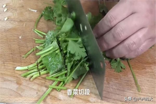 老虎菜的做法天津老虎菜(图2)