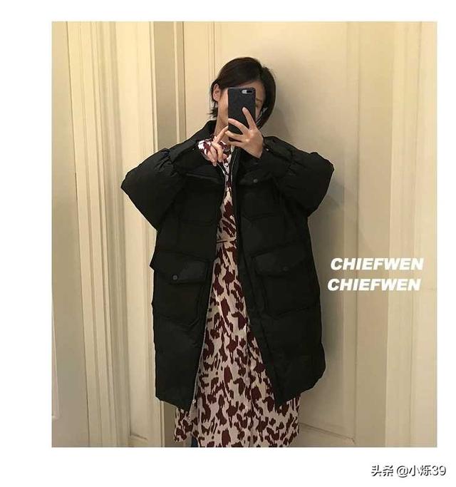 黑色大衣穿搭旅游， 黑色大衣穿搭旅游图片