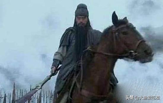 关羽事迹（关羽事迹简介50字）