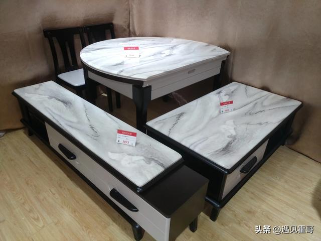 茶几上用什么样的桌布最好,第7张