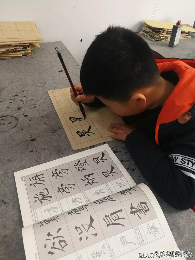 硬笔楷书字体怎么学好