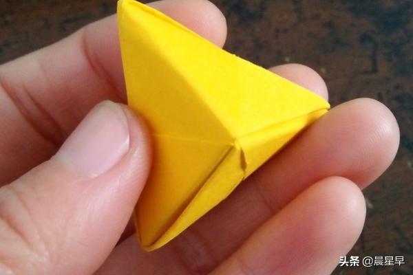 粽子做起来最简单的方法？：最简单的粽子折法