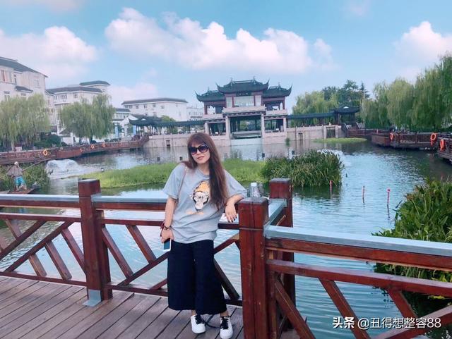 四十岁的女人穿衣搭配(图3)