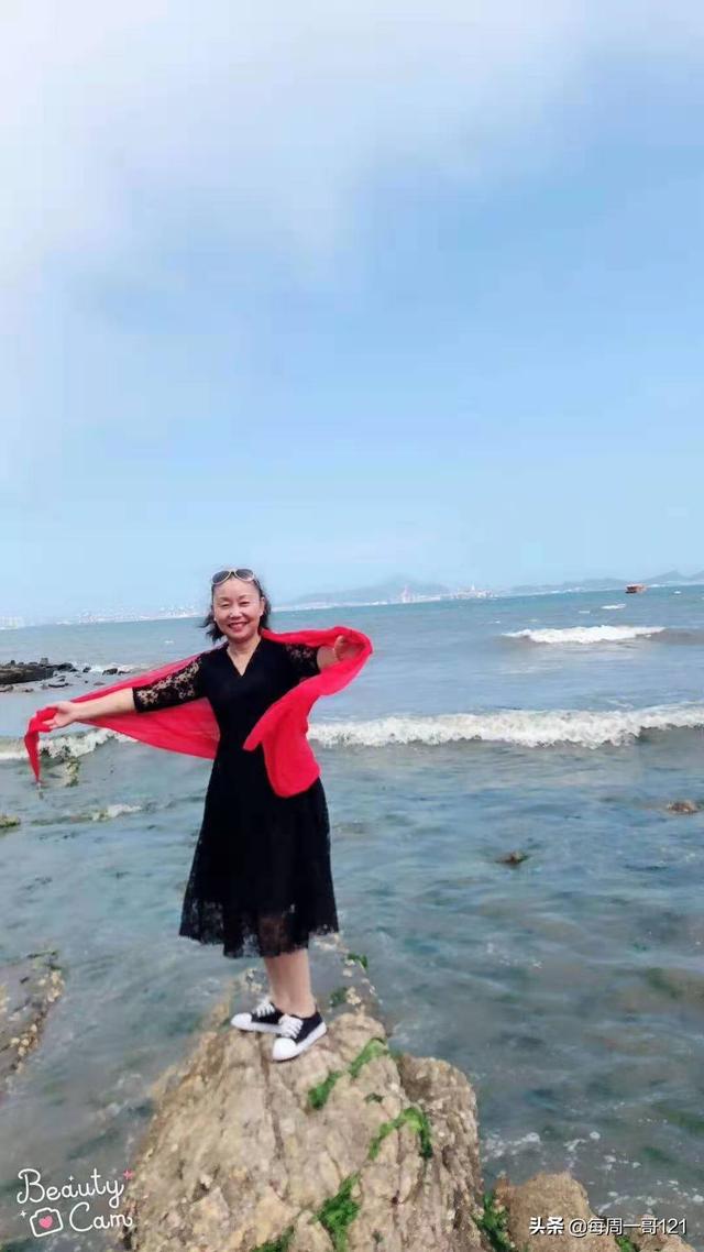 50岁女人照相如何摆造型(图2)