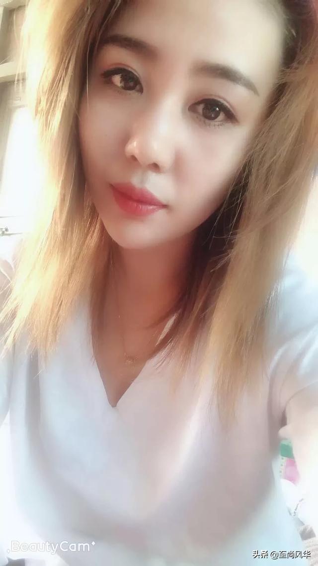 运动凉鞋如何搭配长裤女