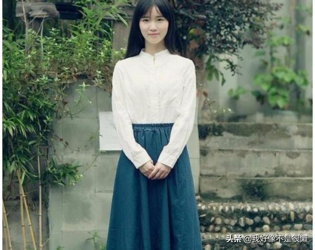 如何搭配衣服长裙好看女生(图1)