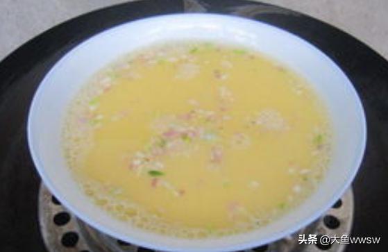 如何用微波炉蒸鸡蛋羹？：微波炉鸡蛋羹