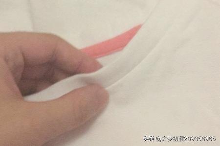 圆领棉外套如何搭配好看(图5)