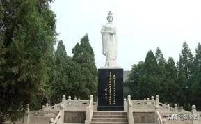 云南曲靖市麒麟区吃刨猪汤农家乐一般多少钱一天,曲靖杀猪饭酒楼