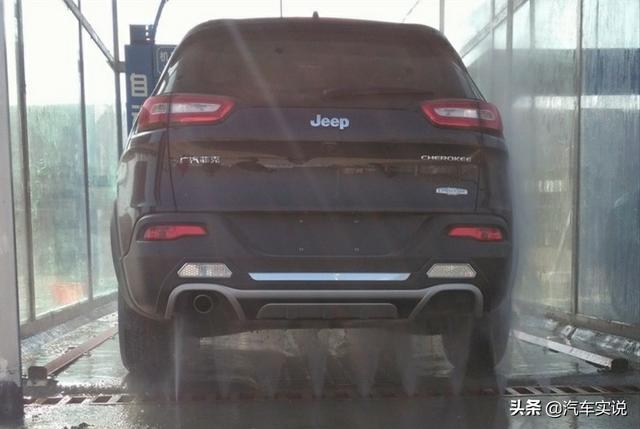 为什么不建议自己洗车？55岁一次交15年保险需要多少钱？