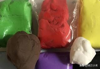轻轻泥教程化妆技巧
