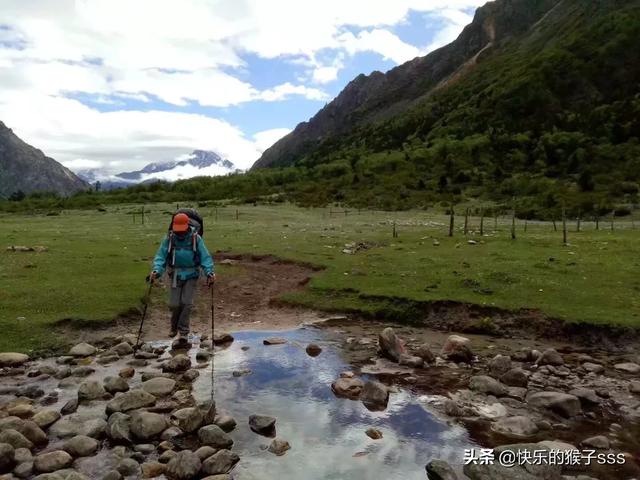 徒步掉队迷路后身亡