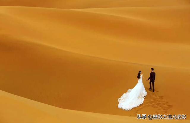 在沙漠拍结婚照是一种什么样的体验？
