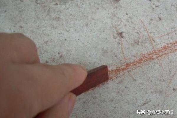 小叶紫檀鉴别?小叶紫檀鉴别真假只需3秒!