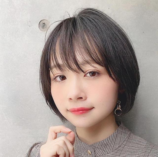 大饼脸发型(方圆脸适合狼尾鲻鱼头吗？)
