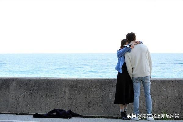 抱紧你（抱紧你图片表情包）