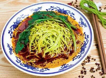 在重庆开面馆怎么样