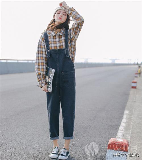 秋天衬衫如何搭配女生穿(图11)