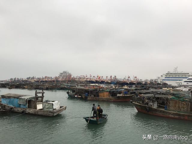 东莞市南方小镇在哪里建