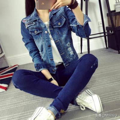 穿短牛仔外套怎么搭配(图1)