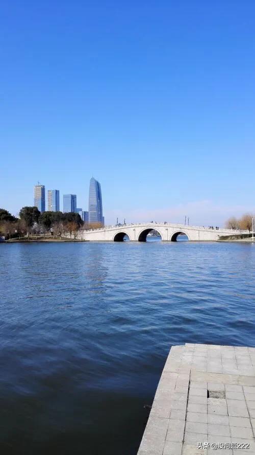 苏州市金鸡湖在什么位置