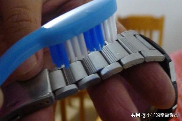 手表怎么保养和清洗(图2)