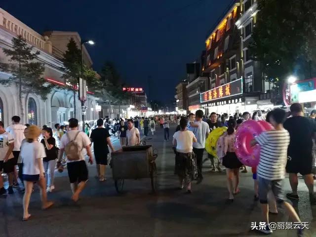 秦皇岛旅游穿搭春天， 秦皇岛旅游穿搭春天图片