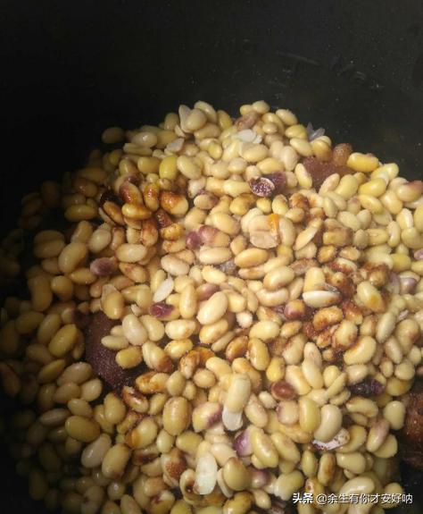 猪蹄炖黄豆-猪蹄炖黄豆有什么功效和作用