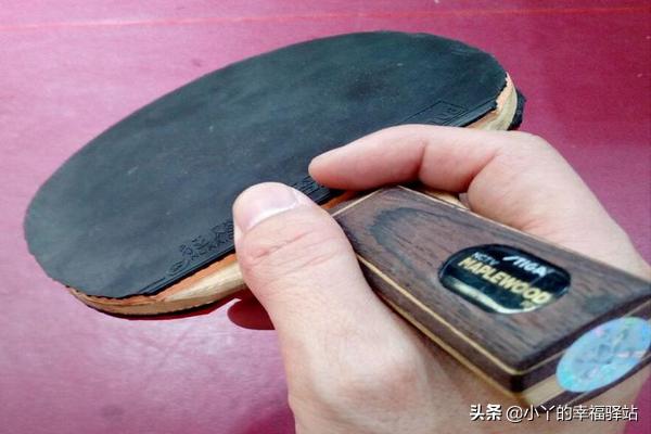 乒乓球直拍握拍方法？