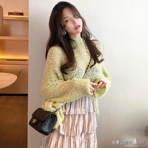 上衣如何搭配蛋糕裙子女(图3)