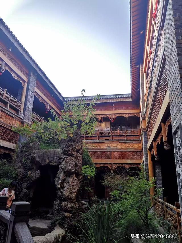 个人写真去哪家拍-个人写真去哪家拍一寸照好看