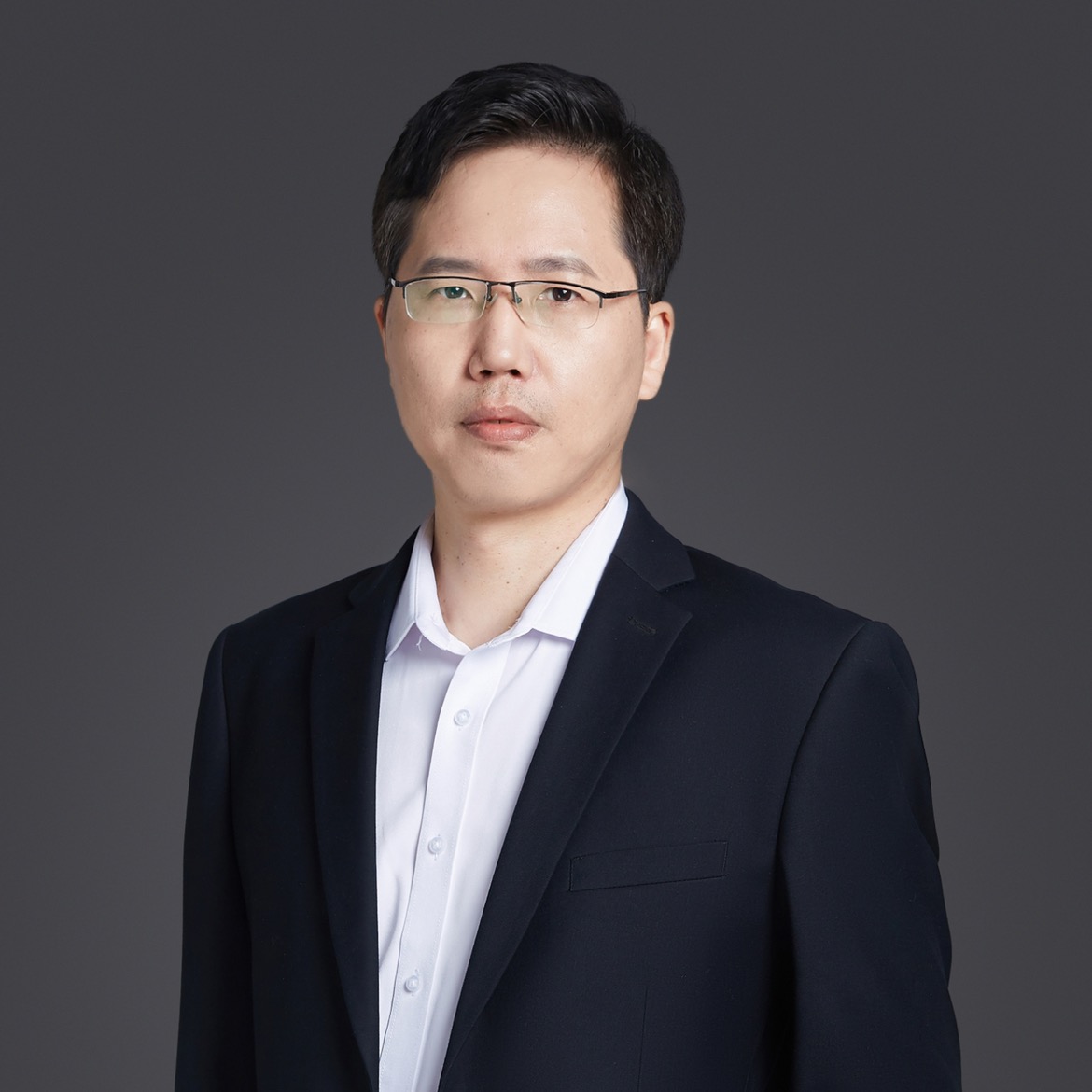 王伟 律师