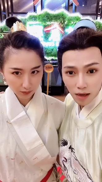 为什么我和别人不一样#扭头变装#戏痴辰辰#原创国风计划@在下冬小蜜